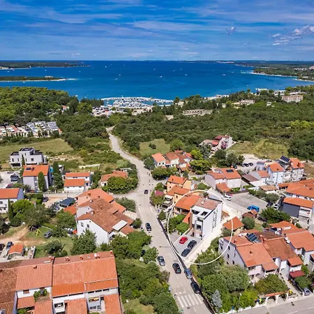 Apartment Eleonora Mare Pula Exterior photo